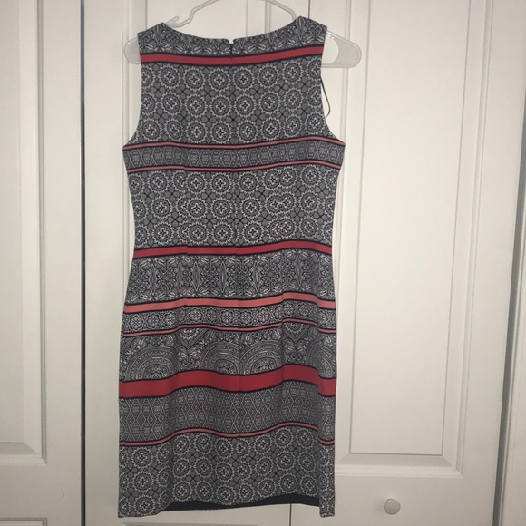 Patterned Dress - Picture 2 of 3